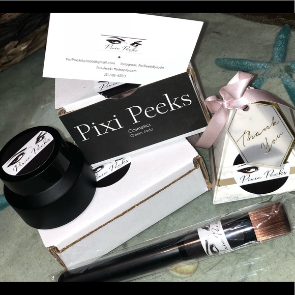 Makeup - Picture 4 of 8